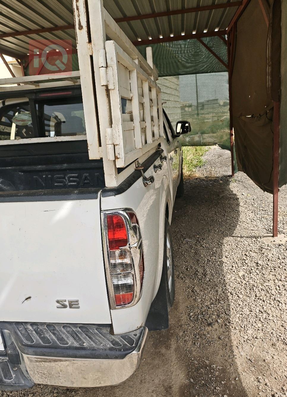 نيسان نافارا